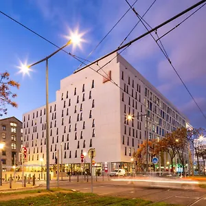 Hotel Ibis Centre Euromed, Marseilles